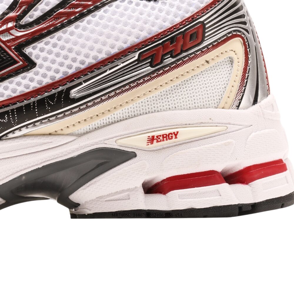 ניו באלאנס-New Balance 740 White Red mix soft – תמונה 9