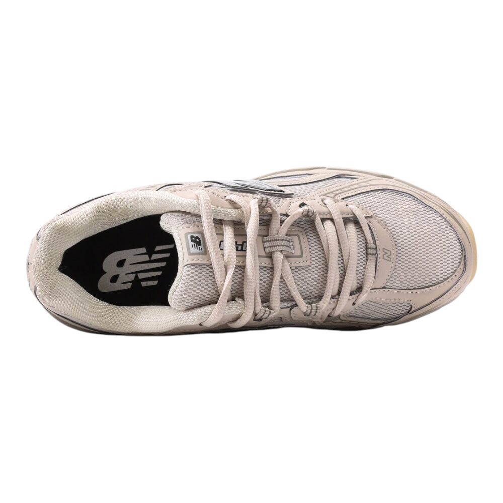 ניו באלאנס-New Balance 740 Beige Gray mix soft – תמונה 3